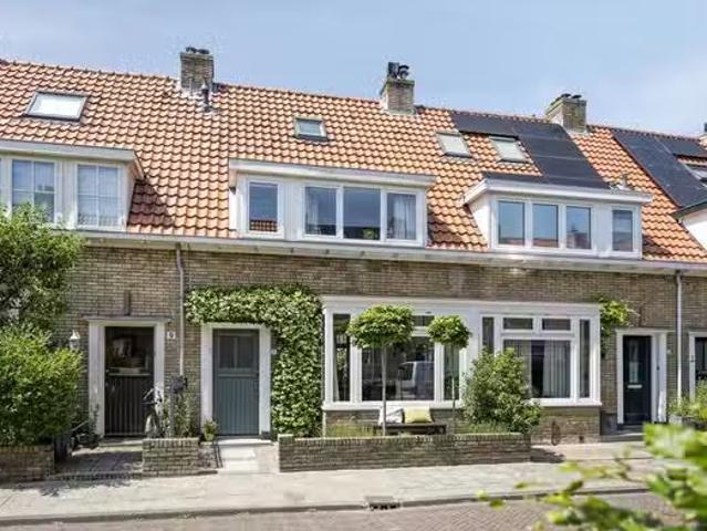 Huis te koop Prinses Amaliaplaats 1 in Haarlem voor € 750.000