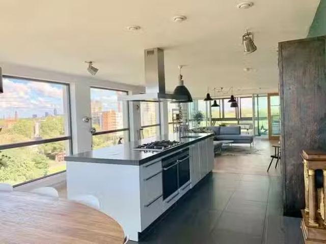 Huis te koop Rockanjelaan 21 in Den Haag voor € 995.000