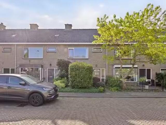 Huis te koop Rijndijkstraat 95 in Leiden voor € 545.000
