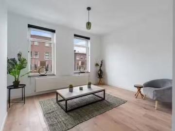 Huis te koop Waarderstraat 2 in Rotterdam voor € 395.000