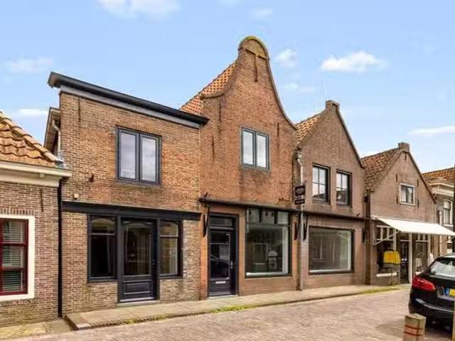 Huis te koop Walvisbaai 4 in Purmerend voor € 950.000