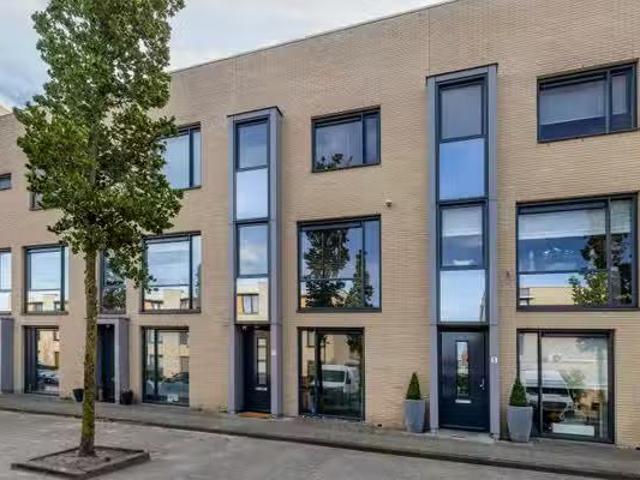 Huis te koop Warmoldstraat 51 A in Rotterdam voor € 475.000