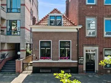 Huis te koop Weimarstraat 64 in Den Haag voor € 935.000