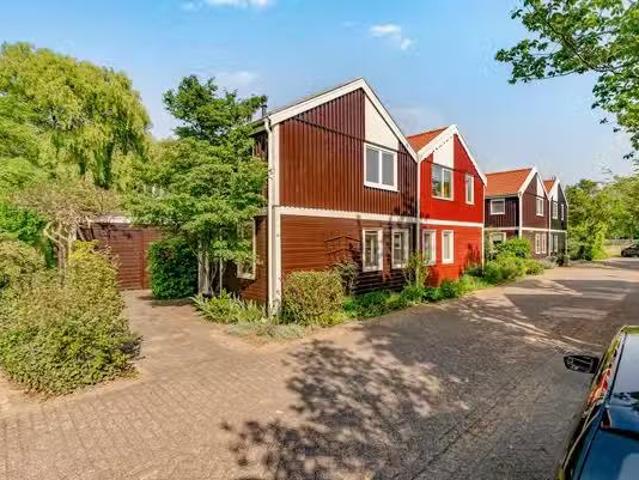 Huis te koop Wilgengriend 44 in Almere voor € 475.000