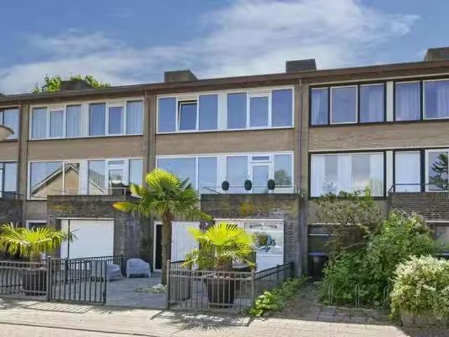 Huis te koop Winston Churchilllaan 55 in Eindhoven voor € 625.