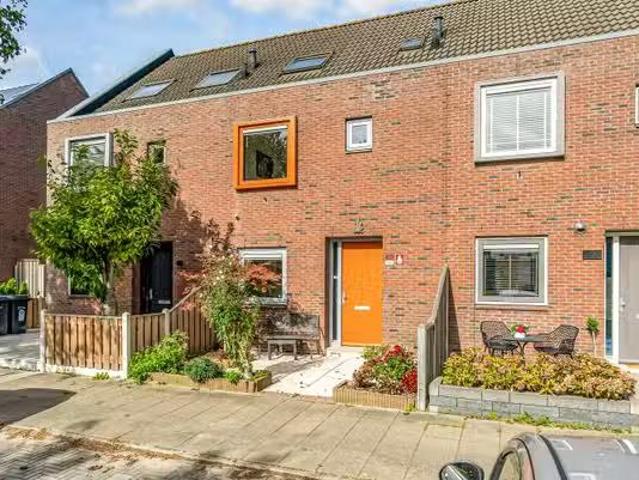 Huis te koop Wisentstraat 5 in Almere voor € 425.000
