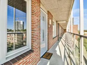 Huis te koop Tolkamerstraat 83 in Amsterdam voor € 395.000