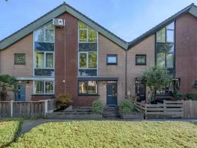 Huis te koop Tapirstraat 8 in Almere voor € 445.000