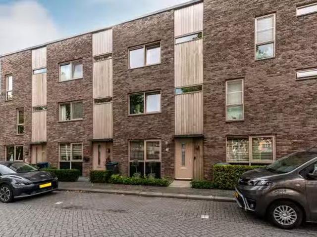 Huis te koop Texelstraat 3 in Almere voor € 499.000