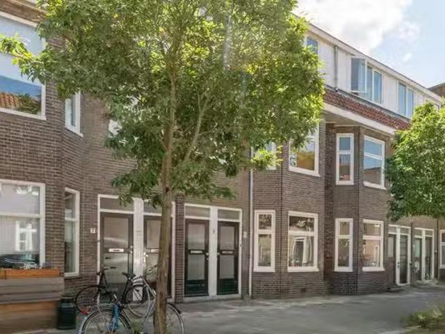 Huis te koop Tigrisdreef 250 in Utrecht voor € 450.000