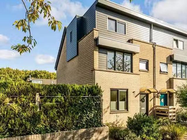 Huis te koop Tubastraat in Almere voor € 495.000