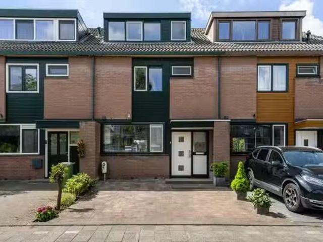 Huis te koop van der Duynstraat 27 in Vlaardingen voor € 499.000