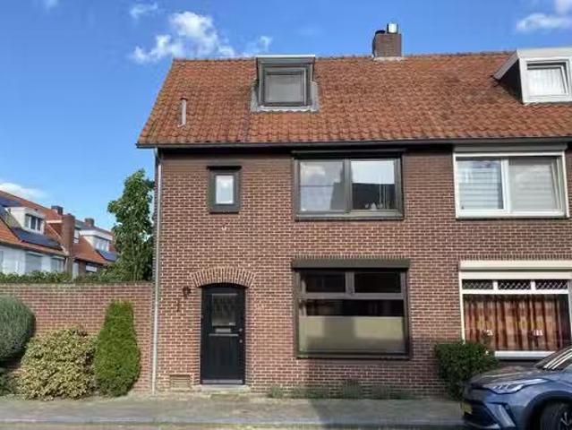 Huis te koop van Pontstraat 24 in Venlo voor € 395.000