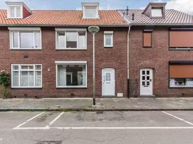 Huis te koop van Pontstraat 34 in Venlo voor € 395.000