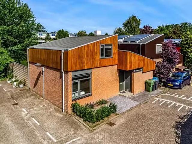Huis te koop Veehalstraat 15 in Leiden voor € 660.000