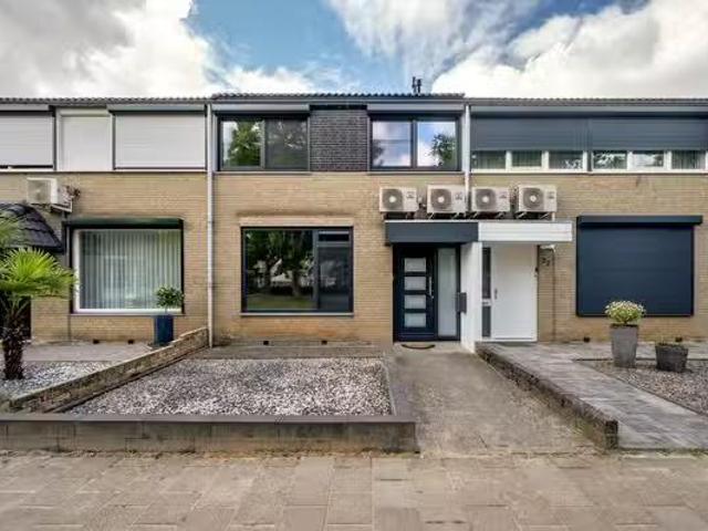 Huis te koop Vierpaardjes 7 in Venlo voor € 329.000