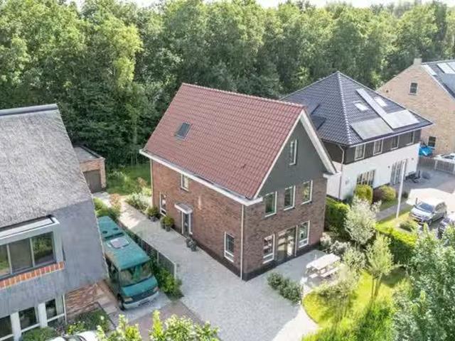 Huis te koop Zomereik in Purmerend voor € 1.090.000