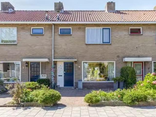 Huis te koop Zonnelaan 37 in Purmerend voor € 385.000