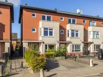 Huis te koop Zanzibarstraat 55 in Almere voor € 455.000