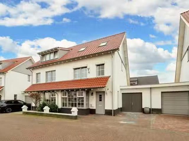Huis te koop Zevenwoudenlaan 231 in Den Haag voor € 735.000