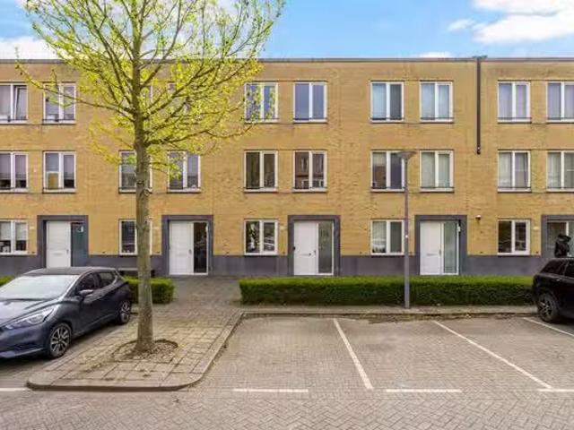 Huis te koop Zeedistel 26 in Rotterdam voor € 575.000