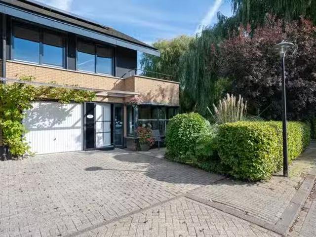 Huis te koop Zefier in Almere voor € 685.000