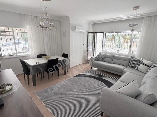 Hukukçular Sitesinde Geniş 2+1 Masrafsız Daire