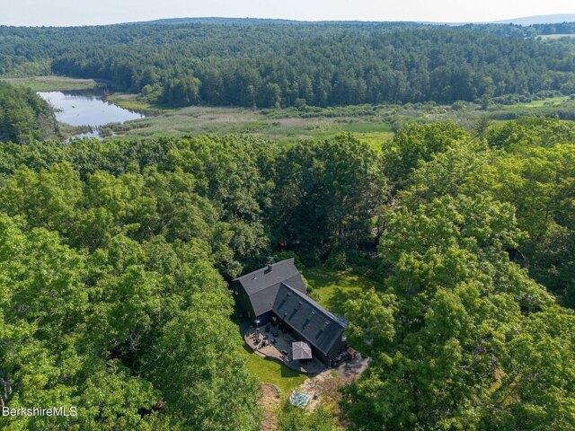 Hulett Hill Rd, Sheffield, Home For Sale