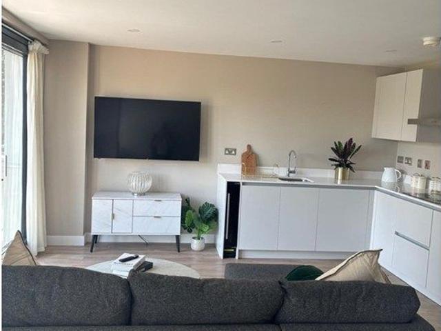Hull, Hull HU1, 1 bed flat to rent, £1,100 pcm | PrimeLocation