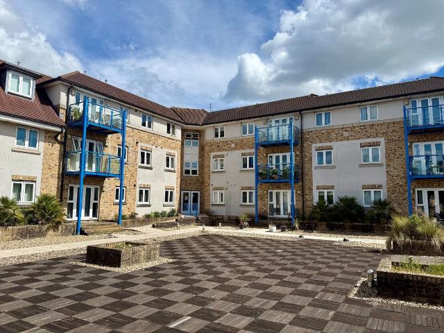 Hulse Road, Southampton, Hampshire SO15, 2 bed flat to rent, £1,400 pcm | PrimeLocation