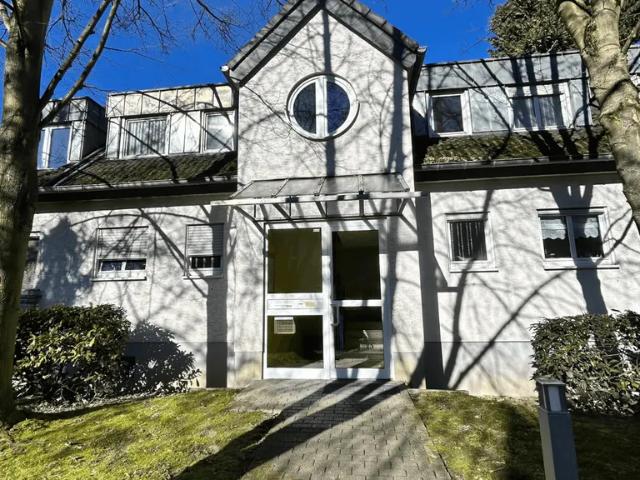 Hürth Hermülheim! Moderne 4 Zimmer Dachmaisonette!