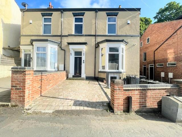 Hurworth Road, Darlington DL2, 4 bed town house to rent, £1,400 pcm | PrimeLocation