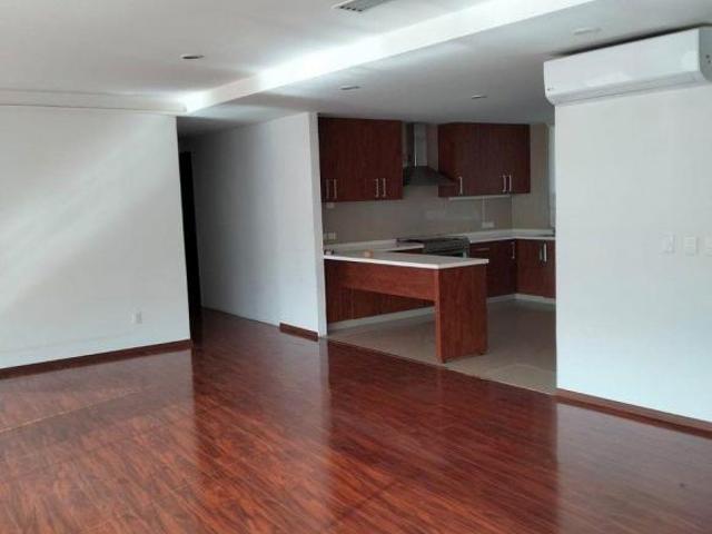 HURBAN VENDE departamento en Campestre Santa María