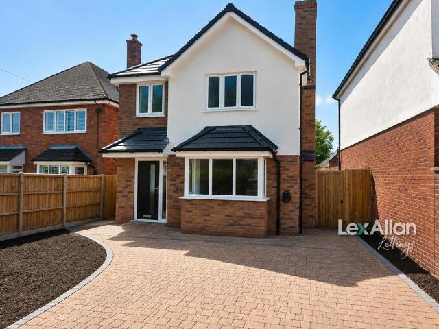 Hurcott Road, Kidderminster 3 bed detached house to rent £1,550 pcm £358 pw
