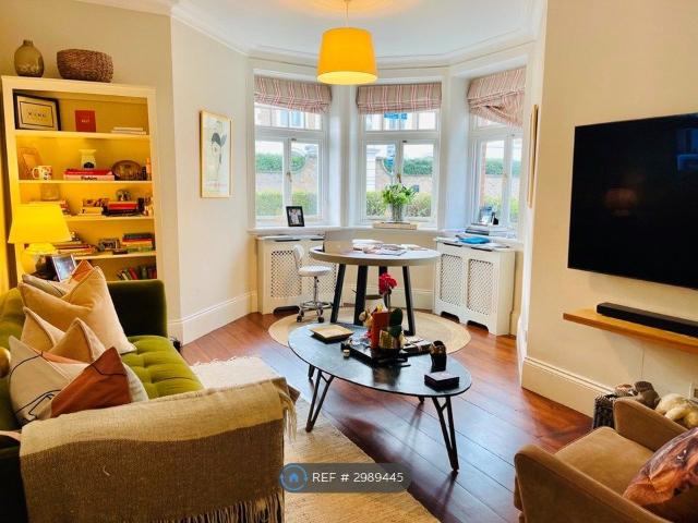 Hurlingham Court Mansions, London SW6, 2 bed flat to rent, £3,100 pcm | PrimeLocation