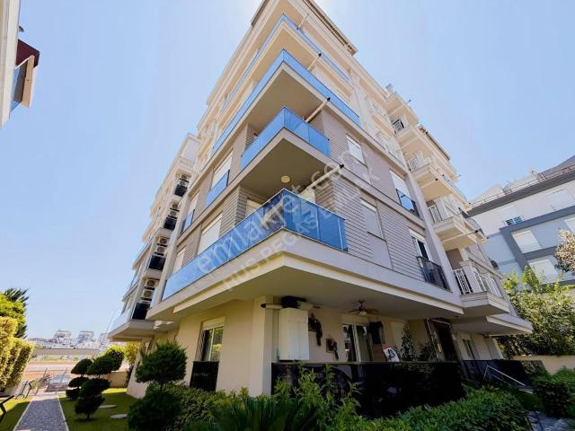Hurmanın En Güzel Konumunda, Lüks Site 2+1 Eşyalı Daire