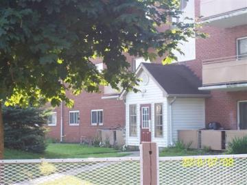 The Grove, London, Ontario - Garden, Terrace