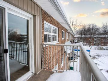 London, Ontario - Garden, Parking