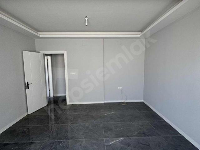 HÜRRİYET MAHALLESİ İLÇE JANDARMA YAKINI 2+1 105 M2 KİRALIK DAİRE
