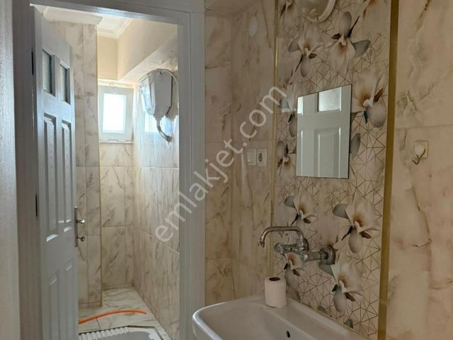 Hürriyet Caddesi Üstü Kiralık Daire