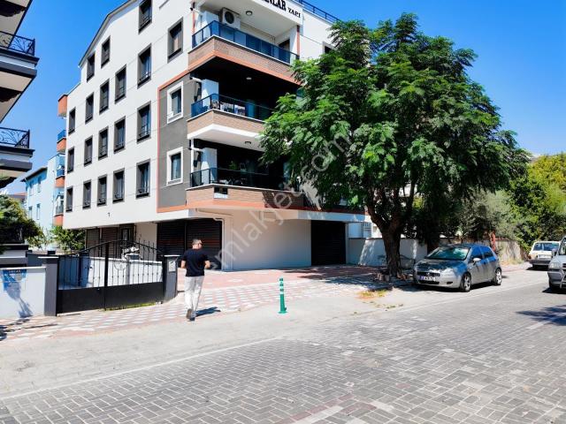 Hürriyet Cuma Pazarı Mevkii Bağımsız Otoparklı 150m2 3+1 Dubleks
