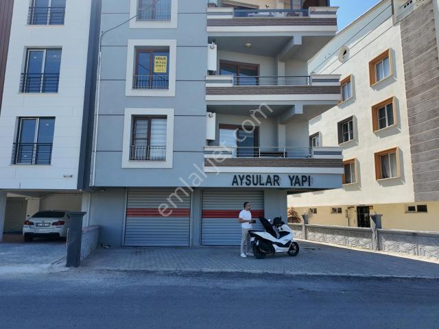 Hürriyet Geniş Cadde Üzeri 70 M2 Arakat Asansörlü 1+1 Daire