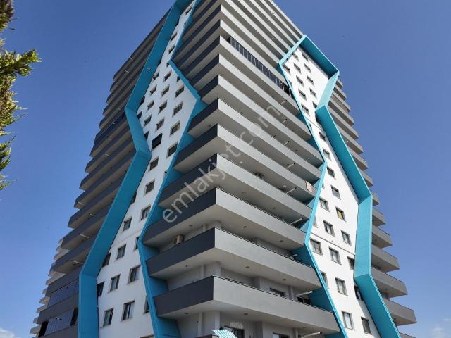 Hürriyet Karahan Sitesinde Ekstralı 178 M2 Arakat 3+1 Daire