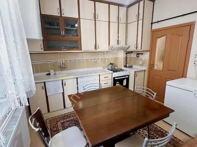 Hürriyet Mah Köşe Başı Satılık Daire
