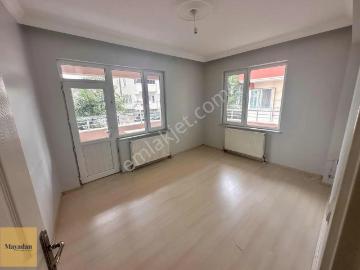 Hürriyet Mahallesinde, 3+1, 130 M2, Birinci Kat Kiralık Daire
