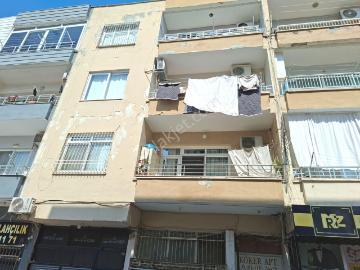 Hürriyet Mahallesinde Millet Parkı Karşısında Ara Kat Temiz Kiralık Daire