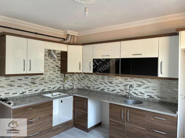 Hürriyet'te Kiralık 2+1 Geniş Daire 110m², Yüksek Giriş