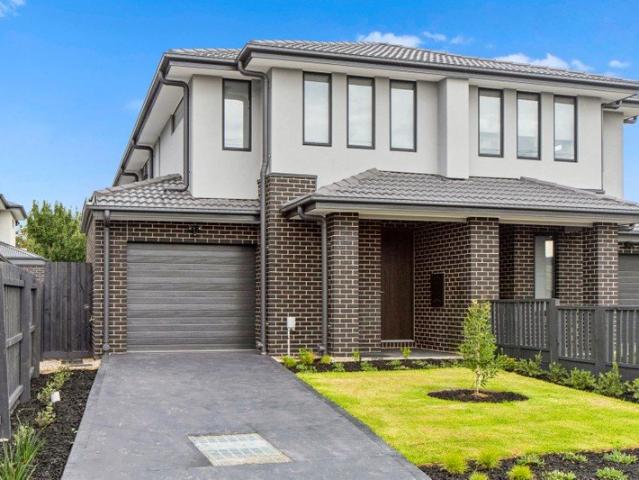 Hurry. Brand New 31 Sq Home in Seaford. Selling Fast
