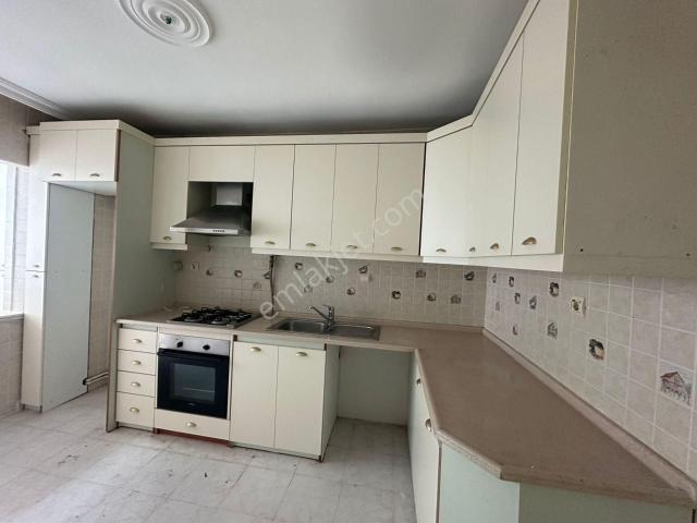 Hürryet Mahallesinde 3+1 Kiralık Daire