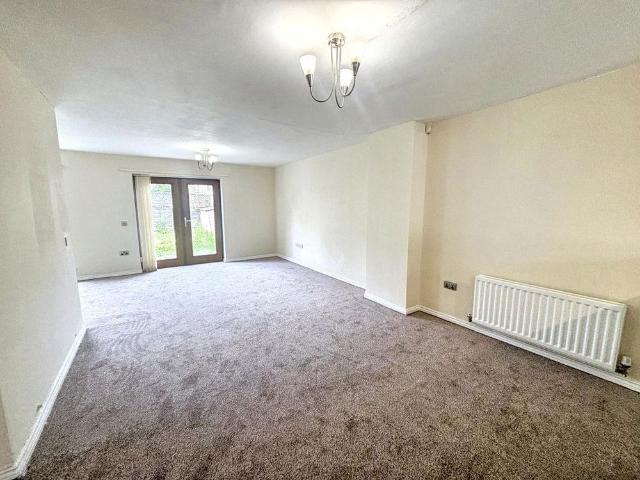 Hursley Walk, Walker, Newcastle upon Tyne, Tyne and Wear, NE6 3LS